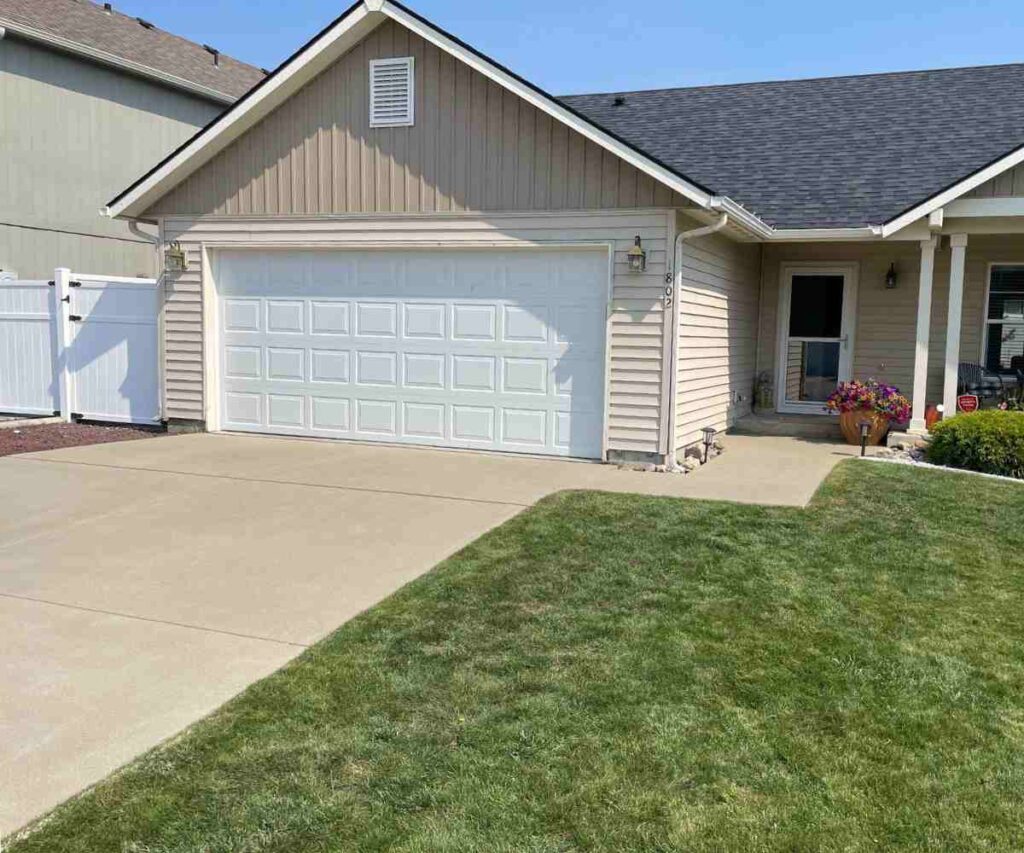 Sandkoat concrete overlay