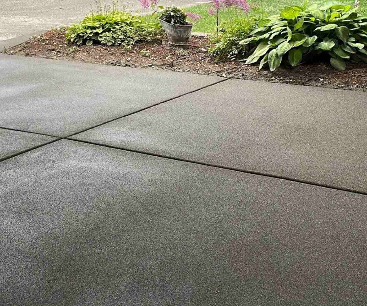 Sandkoat concrete overlay