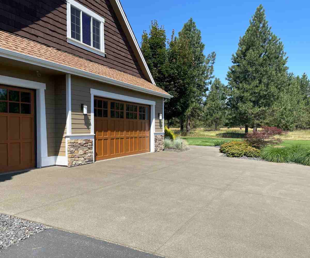 Sandkoat concrete overlay