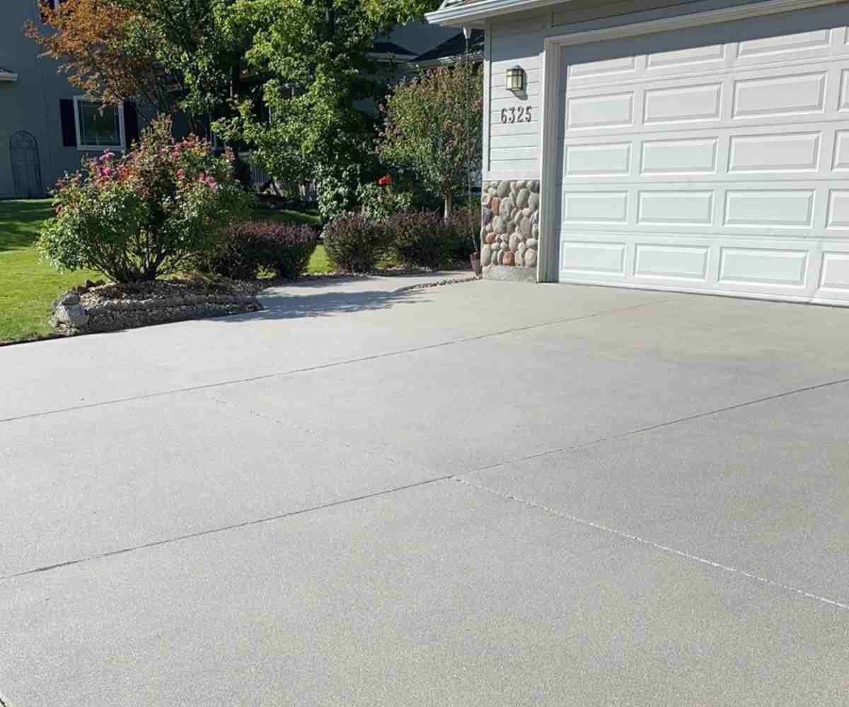 Sandkoat concrete overlay